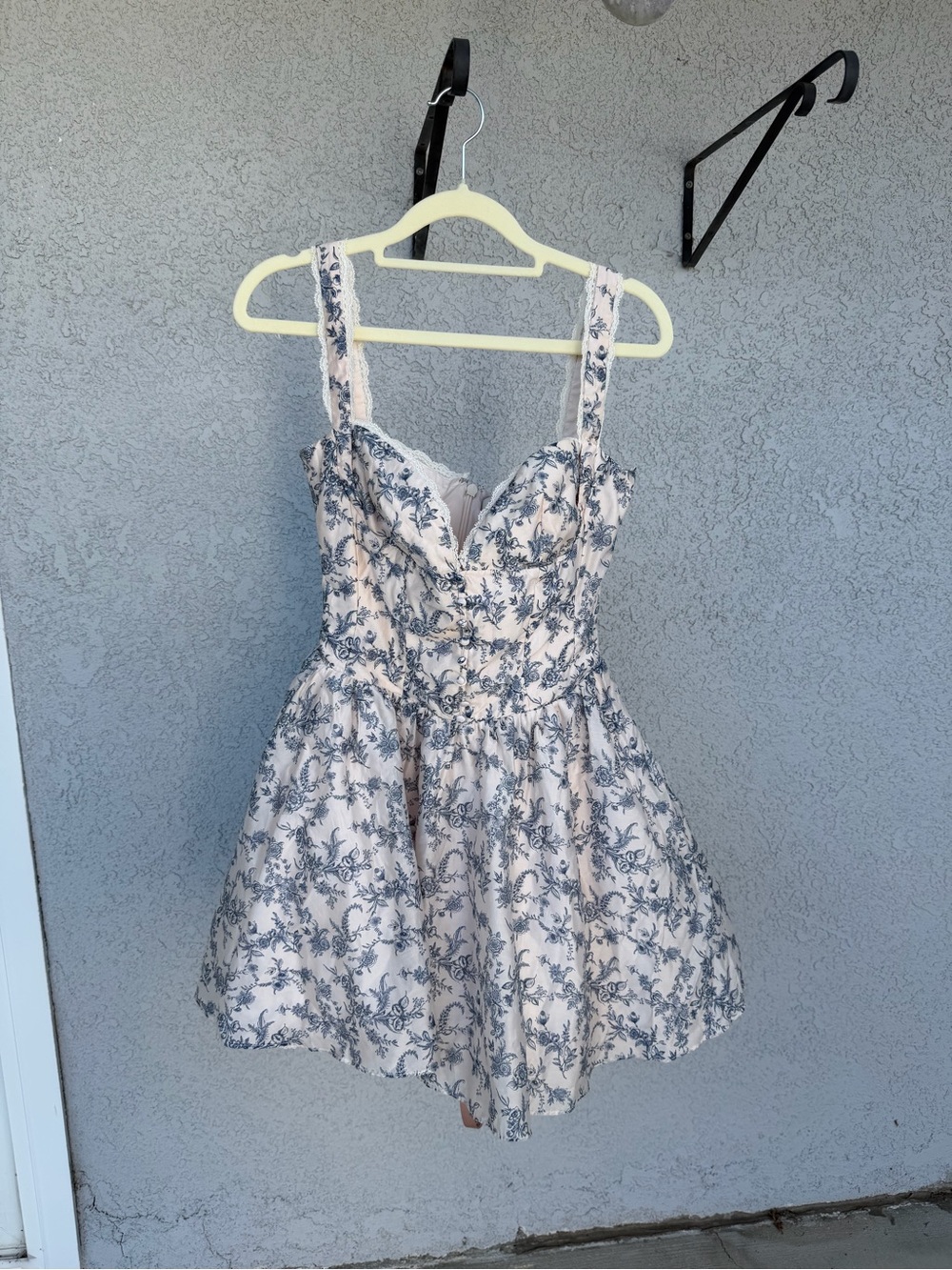 House of CB Brigitte Floral Sundress in Cream, new with tags, size S plus